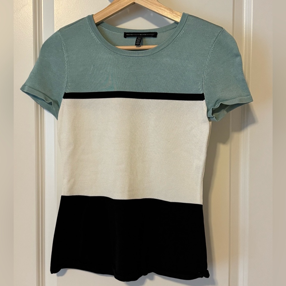 White House Black Market short sleeve blouse. Black, off white and sage. XS